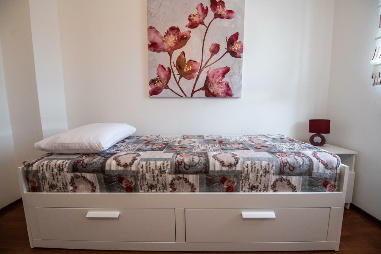 Cave Romane Apartment With Private Pool And Sea View Vinkuran Eksteriør bilde