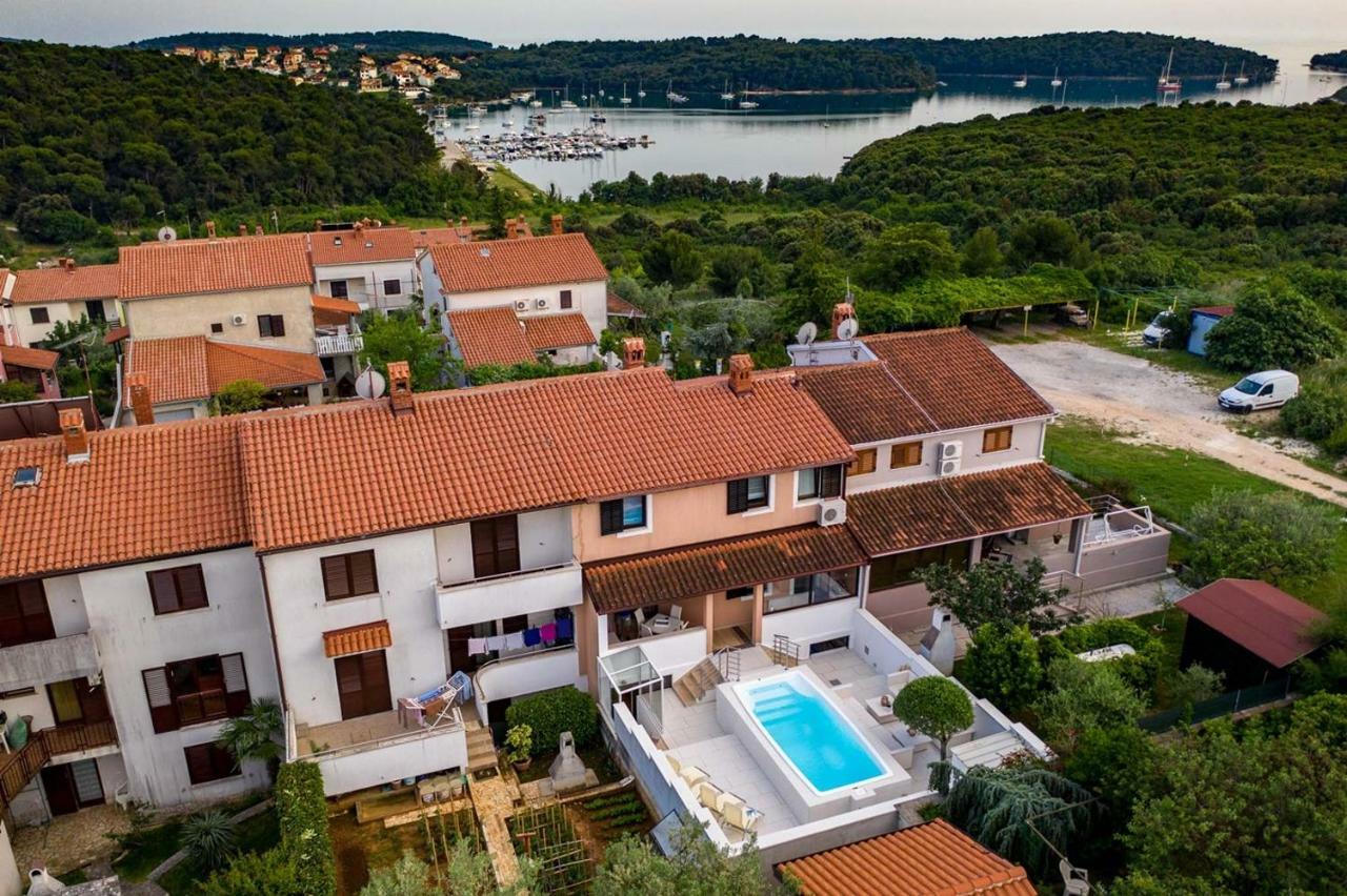 Cave Romane Apartment With Private Pool And Sea View Vinkuran Eksteriør bilde
